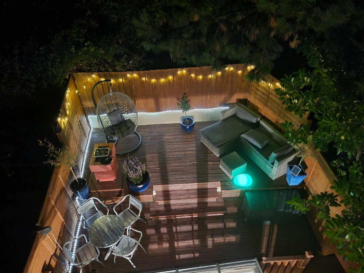 Beachfront Apartment With Bbq Sun Deck Bornemouth Extérieur photo