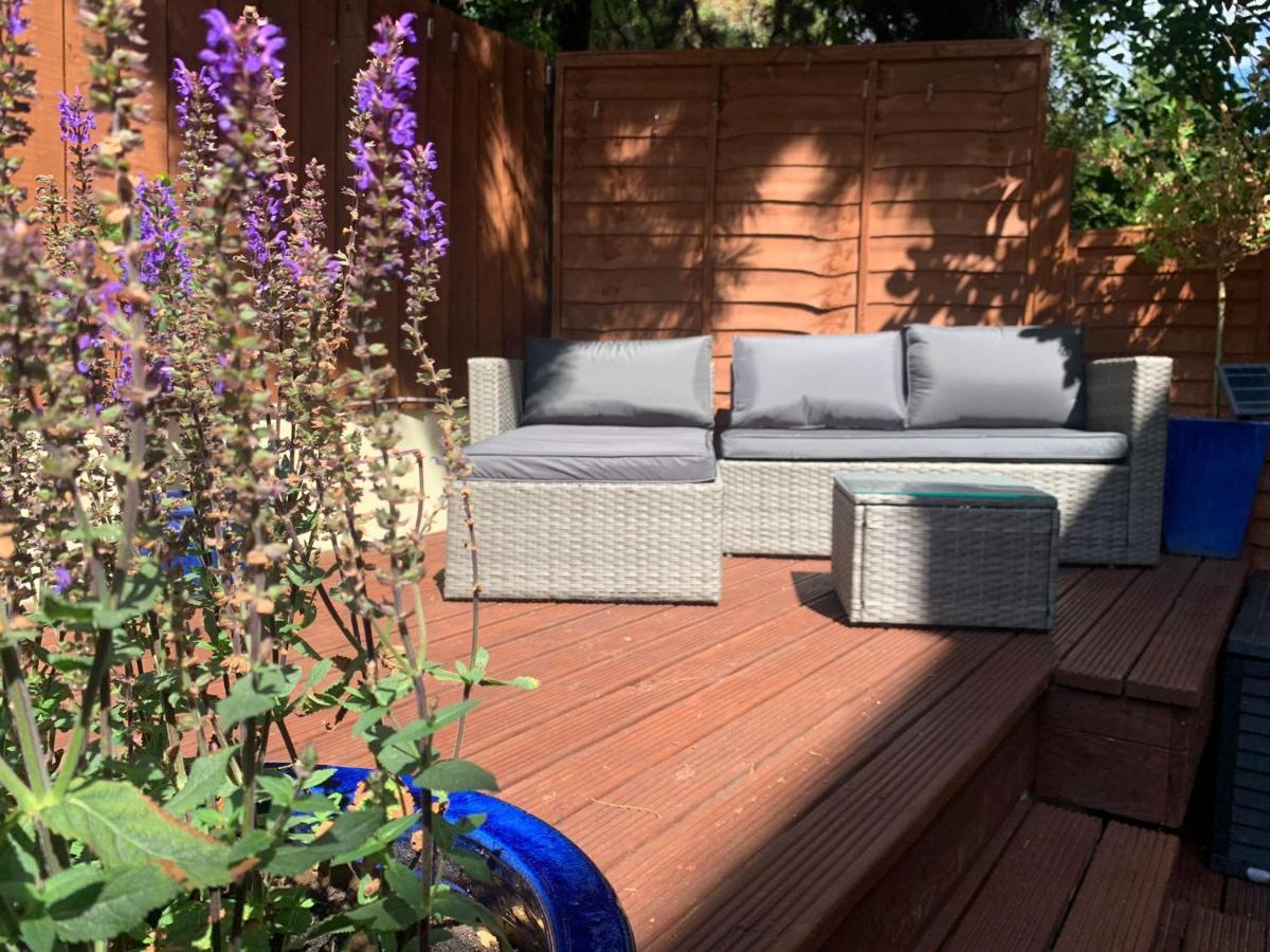Beachfront Apartment With Bbq Sun Deck Bornemouth Extérieur photo